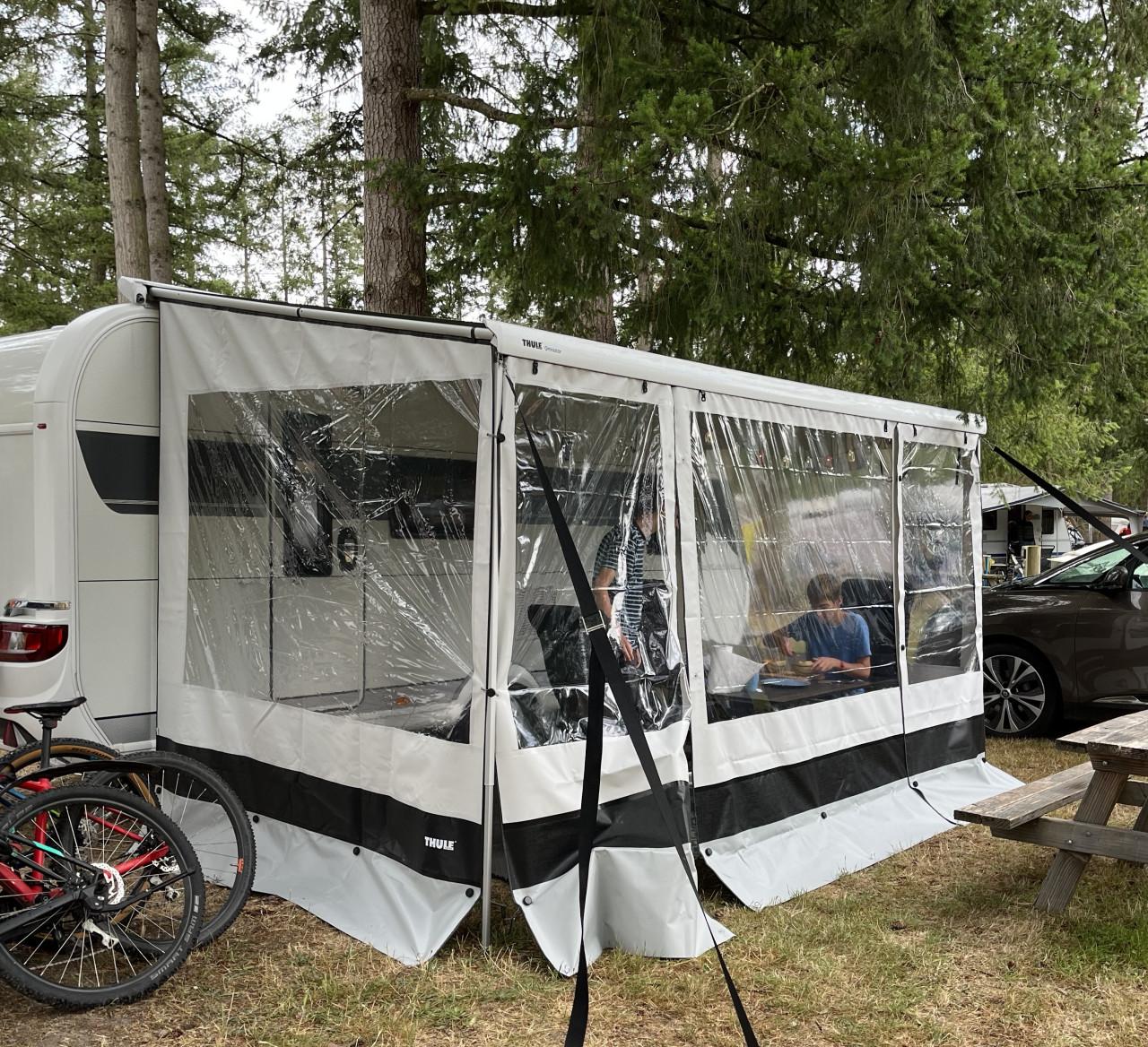 Hobby 490 KMFe Excellent Edition 2022 – Zeer compleet – 5 slaapplaatsen