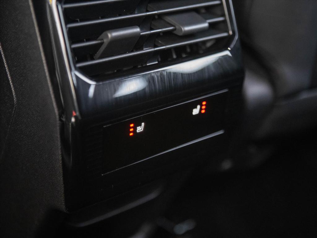 Peugeot 3008 hybrid 145pk e-dcs6 gt automaat | stoel & stuurverwarming | el