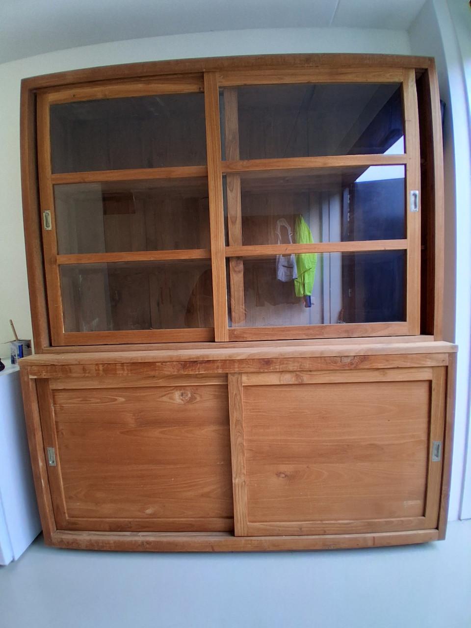 Teakhouten buffetkast