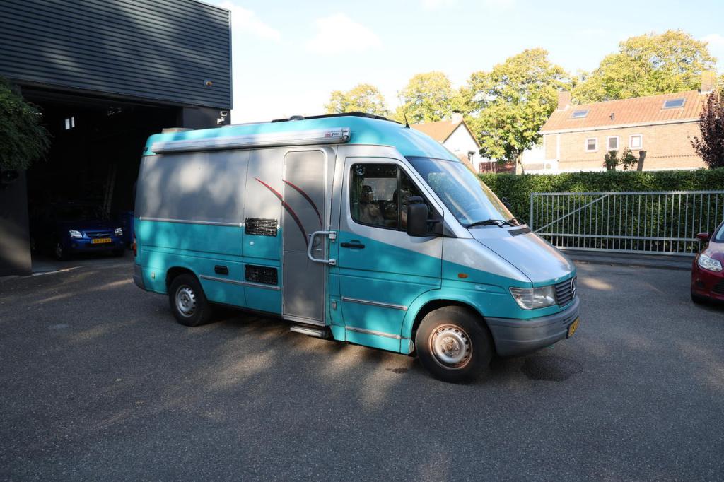 Mercedes-Benz Onbekend 312 d buscamper