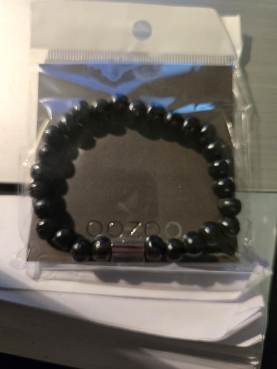 Prachtige zwarte armband met houten kralen Oozoo