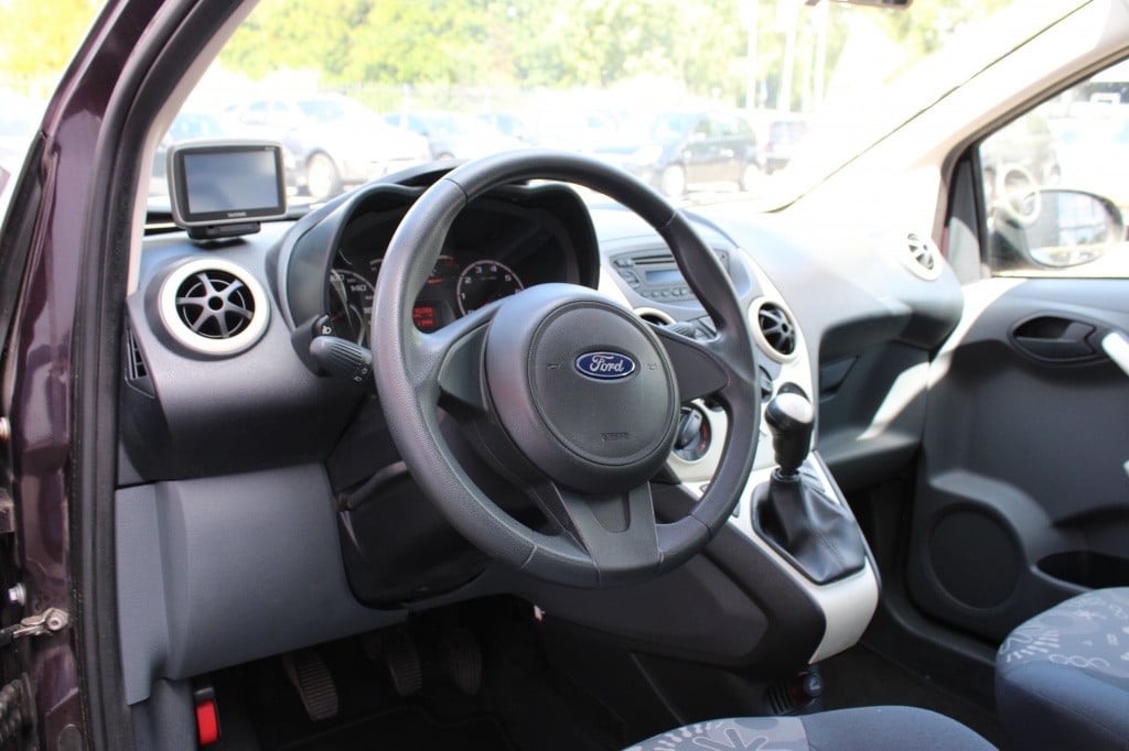 Ford KA 1.2 comfort s/s / mooie km stand