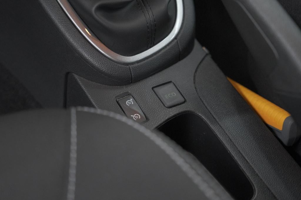 Renault Clio tce 90 limited | trekhaak | navigatie | parkeersensoren