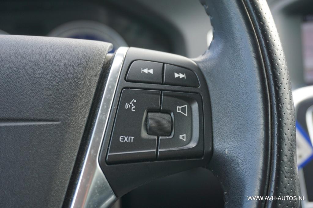 Volvo V60 1.6 t4 r-design