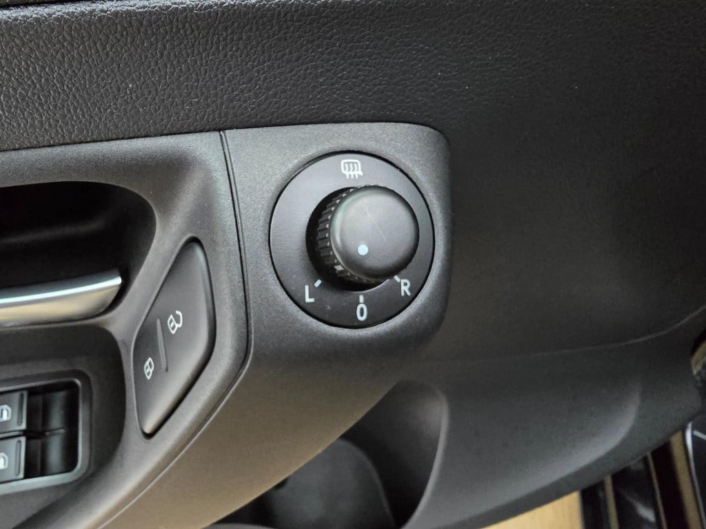 Volkswagen Polo occasion 1.2 tsi highline met parkeersensoren en 5 deurs zw