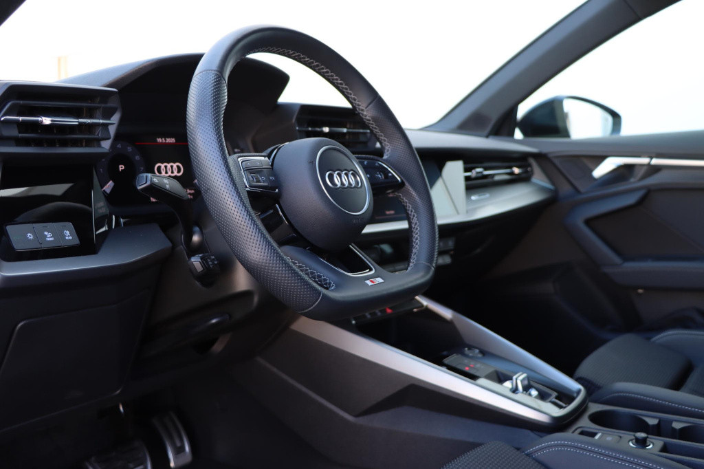 Audi A3 sportback 35 tfsi s edition 150pk s-tronic