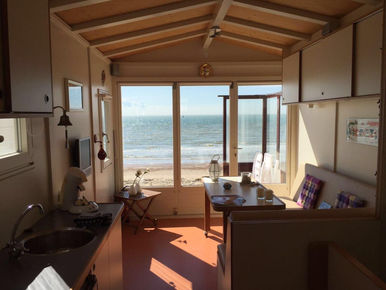 Slaapstrandhuisje te huur