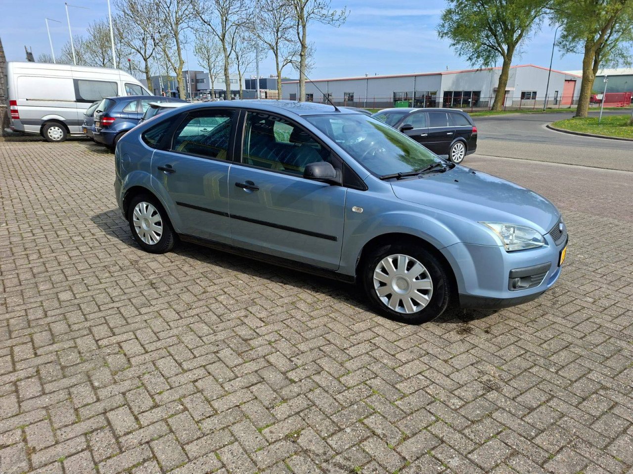 Ford Focus 1.6 16v Trend 5drs AUTOMAAT !! bj2006 airco apk 2026