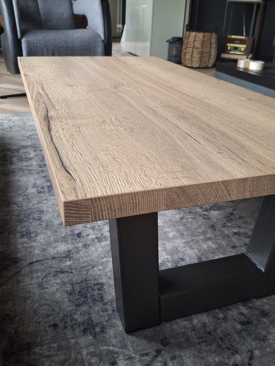 Salontafel met stalen frame