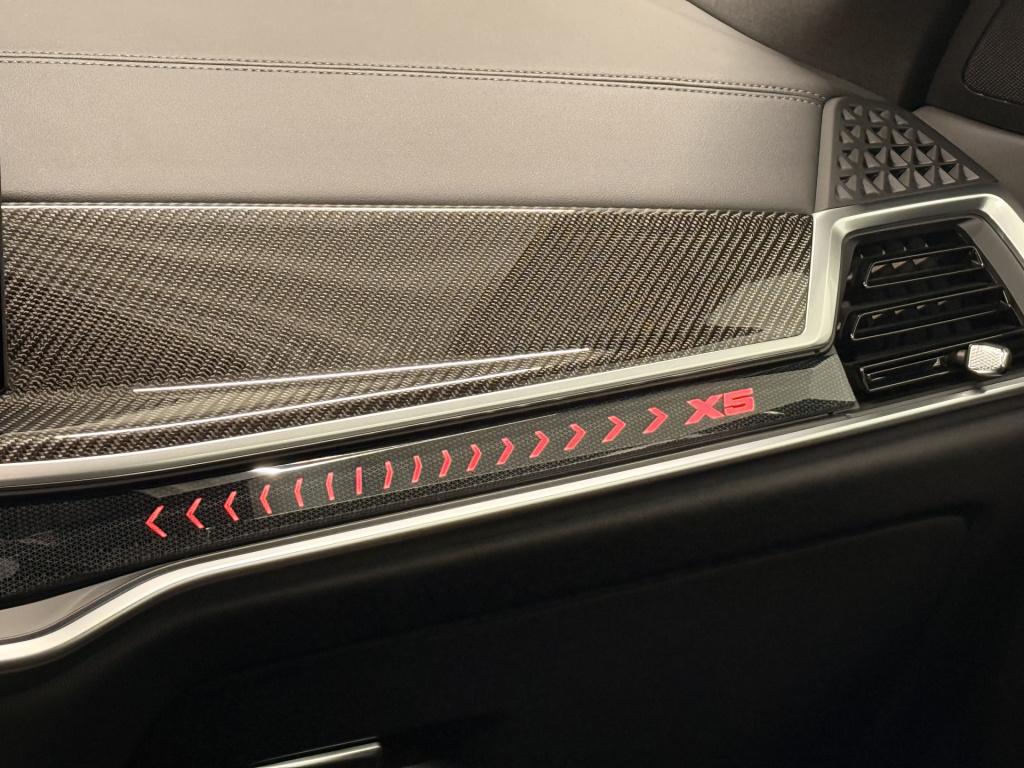 BMW X5 xdrive50e m-sport | carbon | pano | memory | stoelverwarming / verko