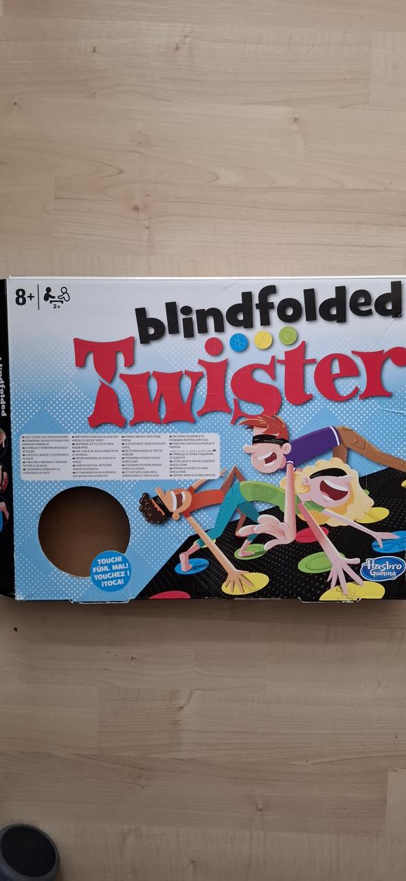 Blindfolded twister