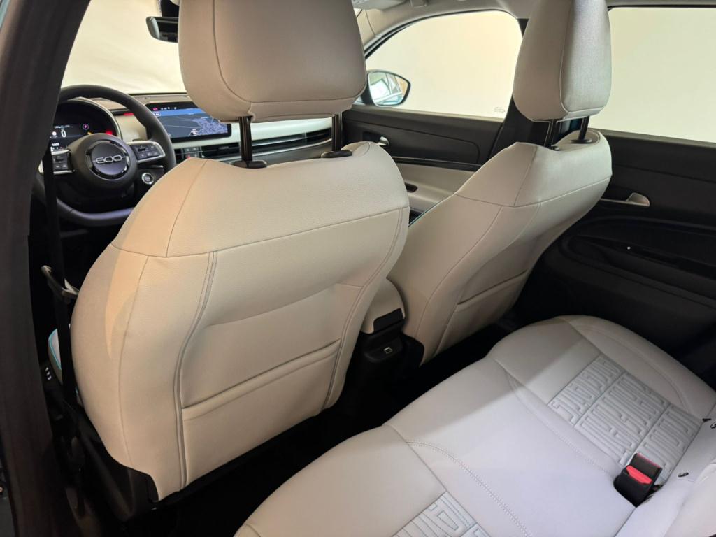 Fiat 600 1.2 hybrid la prima