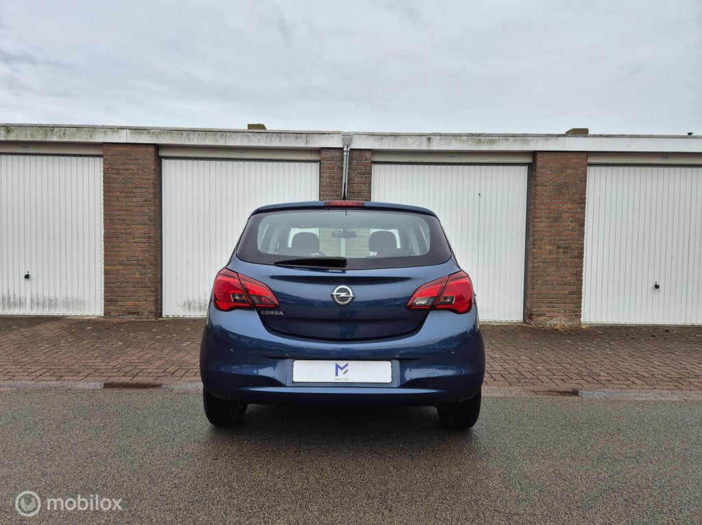 Opel Corsa 1.4 edition / 5- deurs / stuur- stoelverwarming / parkeersensore