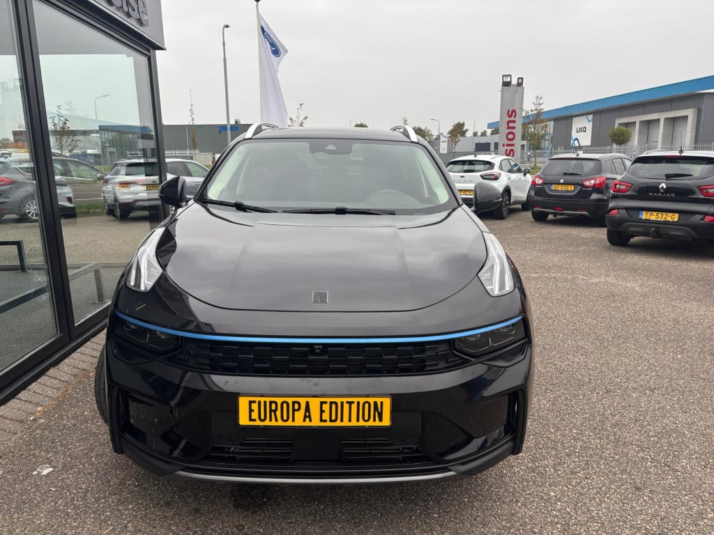 Lynk & Co 01 1.5 261pk, pano, 360gr camera, adaptive cc, carplay