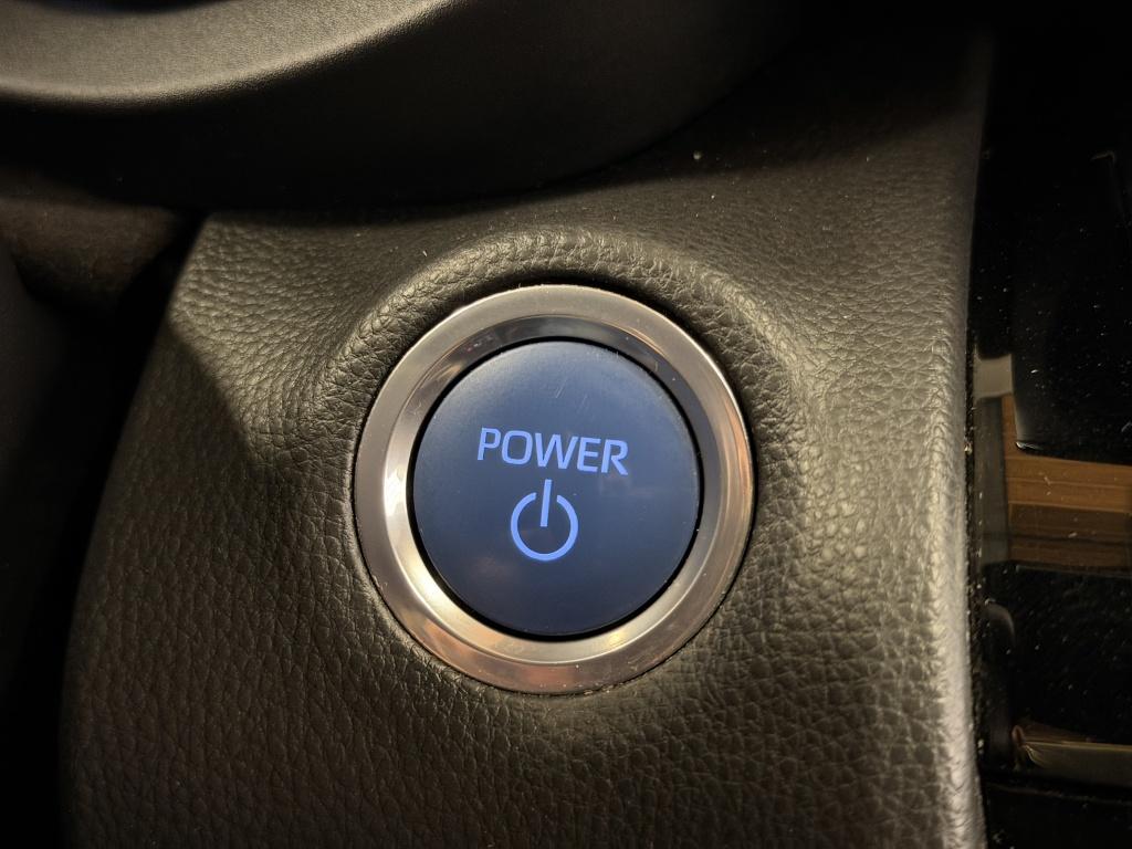 Toyota Yaris Cross 1.5 hybrid launch edition| jbl |hud| awd| stoelverw+stuu