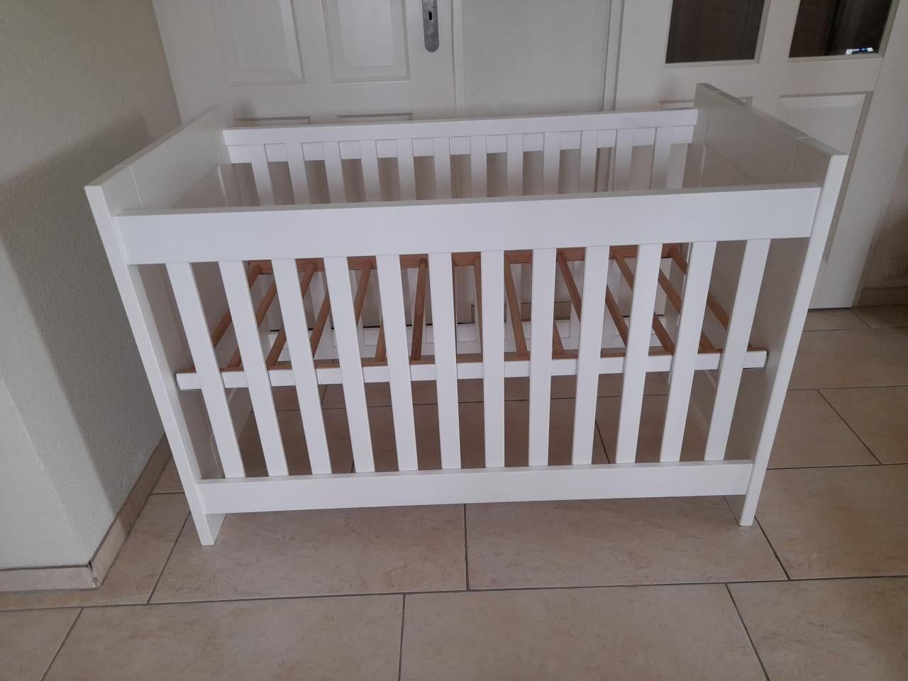 Bopita Ledikantje (in goede staat ) in hoogte verstelbaar!