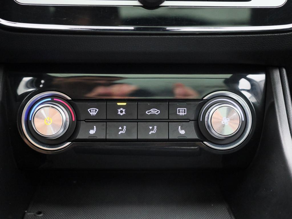 MG Zs Ev mg luxury 45 kwh aut. | panoramadak | lederen bekleding | navigati