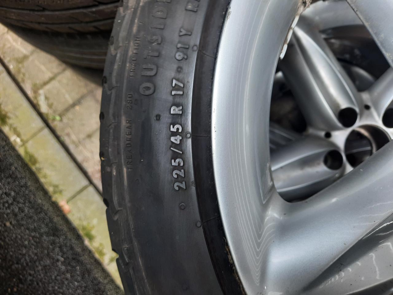 TE KOOP VELGEN VOOR MERCEDES