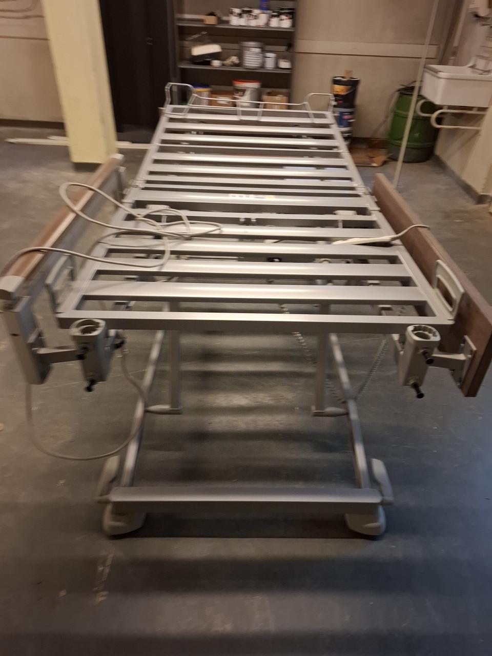 Elektrische ziekenhuisbed