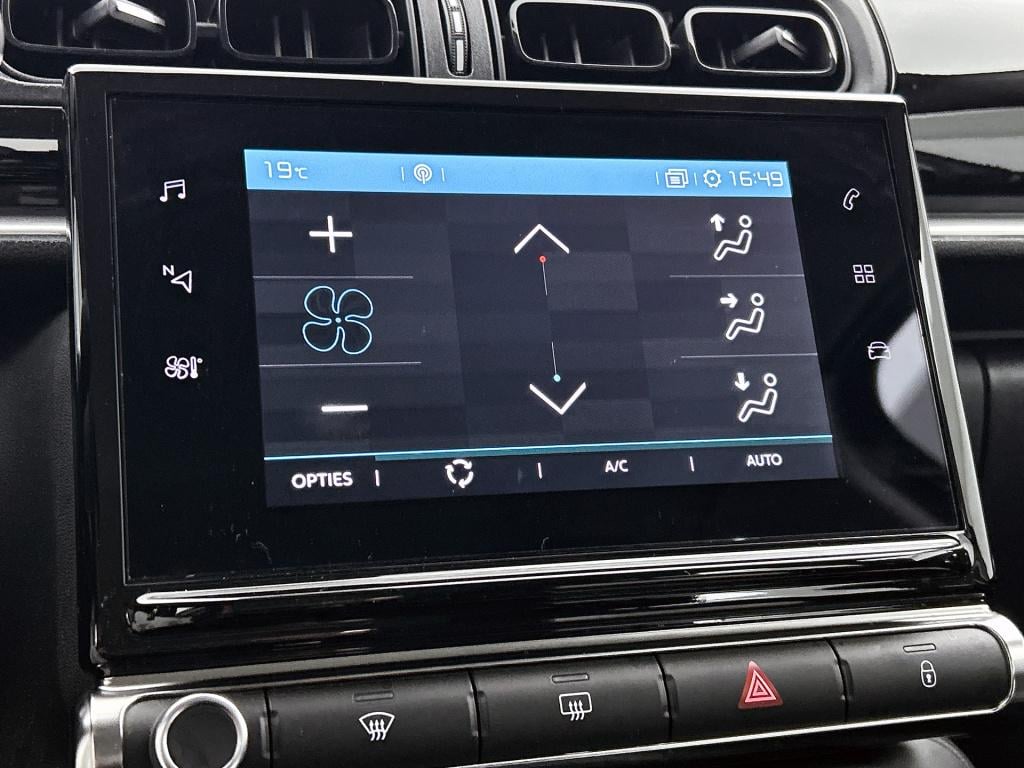 Citroen C3 82 pk plus | rijklaar | navigatie | parkeersensoren achter |