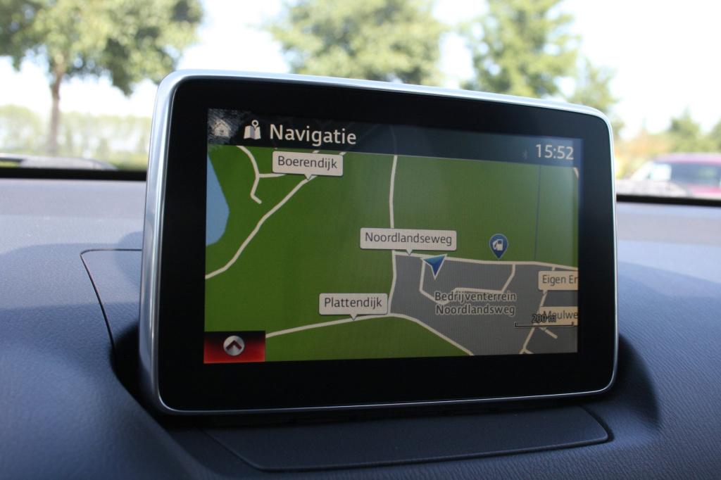Mazda 2 1.5 skyactiv-g gt-m line / pdc / stoelverwarming / navi