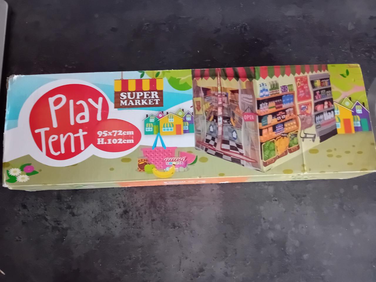 Nieuwe supermarkt Speeltent