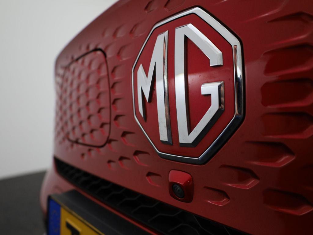 MG Zs Ev long range luxury 70 kwh | leder | panoramadak | led koplampen | 3
