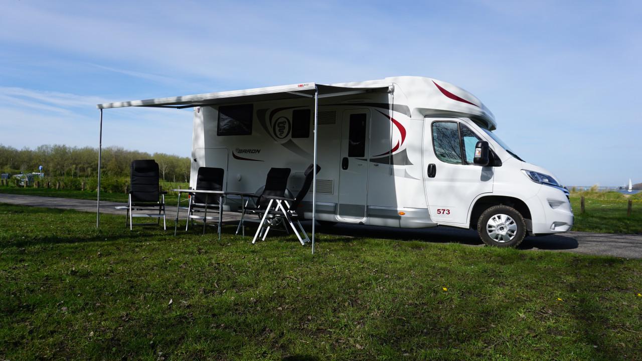 In het najaar nog even er tussenuit? Huur een van onze campers