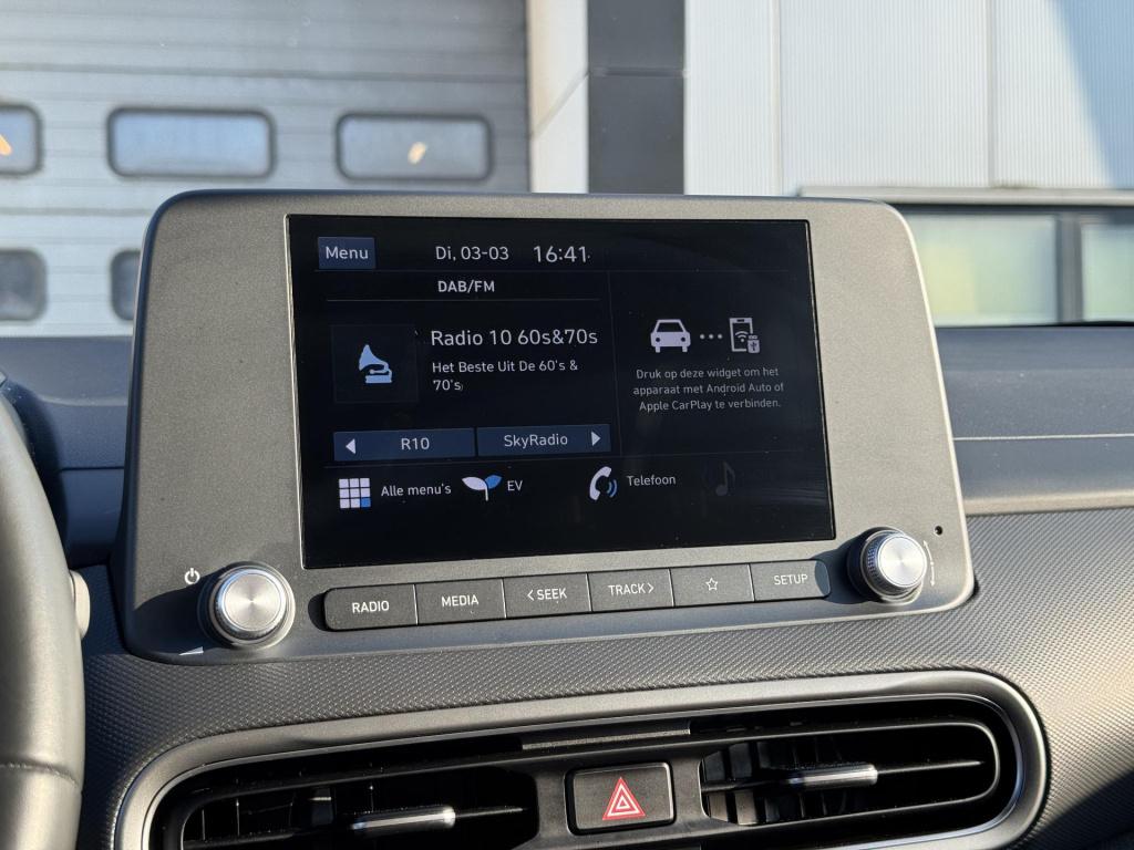 Hyundai Kona ev pure 64 kwh soh 98% incl. trekhaak!