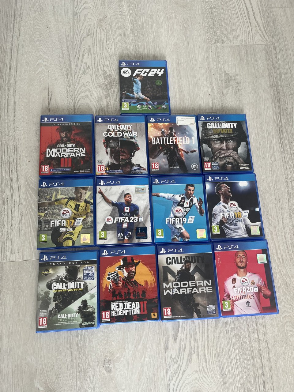 PS4 + 1 controller + diverse spellen