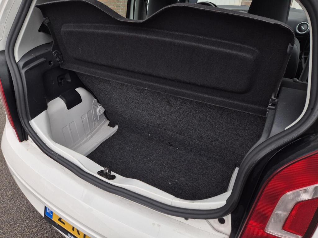 Volkswagen UP! 1.0 5-deurs / origineel nl / airco / nieuwe distriebutieriem