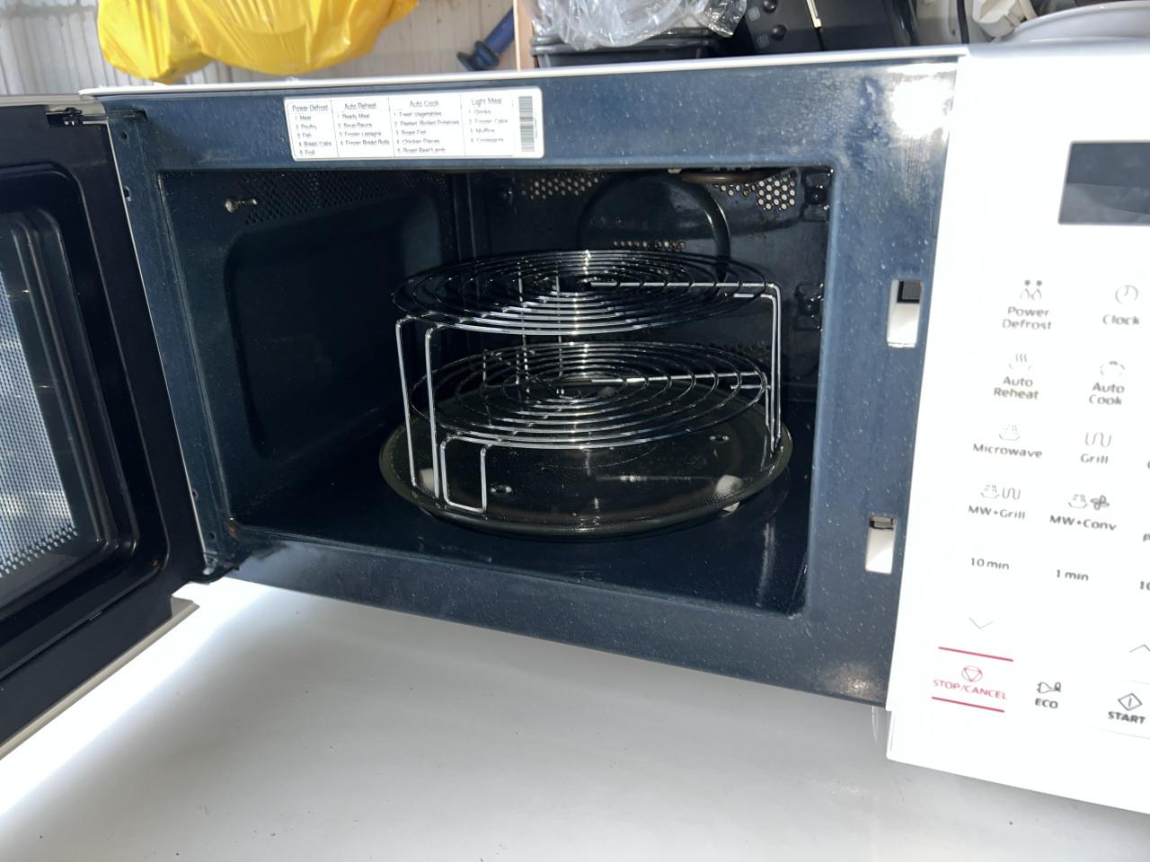Samsung  vrijstaand combi oven Magnetron Grill