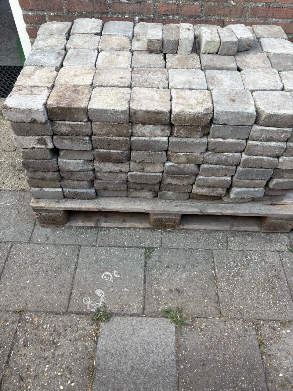 Gratis af te halen 14x14x6