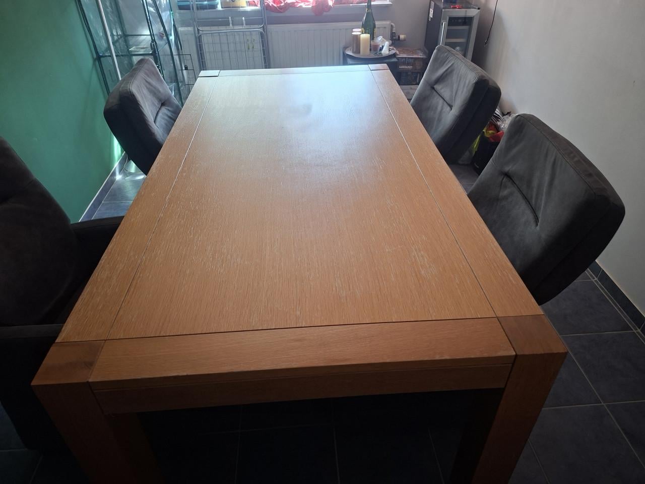 Eettafel van wit eikenhout