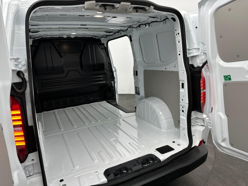 Volkswagen E-transporter bedrijfwagens life intro l1 elektromotor 160 kw (2