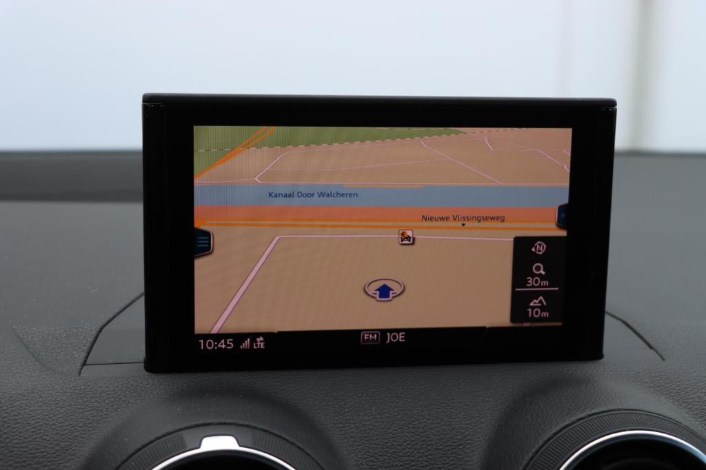 Audi Q2 30 tfsi design s-tronic 115pk