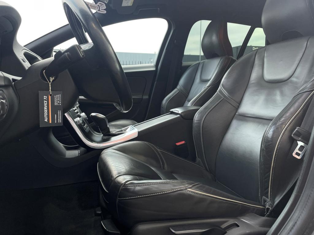 Volvo V60 2.0 d4 r-design automaat | schuifdak | leder | trekhaak
