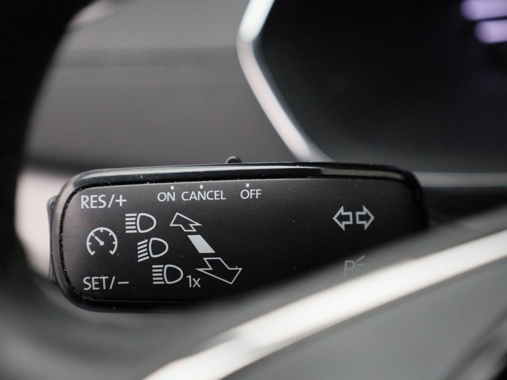 Skoda Octavia 1.0 tsi business edition | apple carplay / android auto | nav