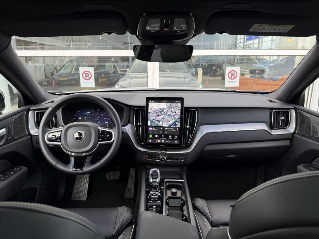 Volvo XC60 t6 398pk recharge dark black edition| panodak| luchtvering| trek