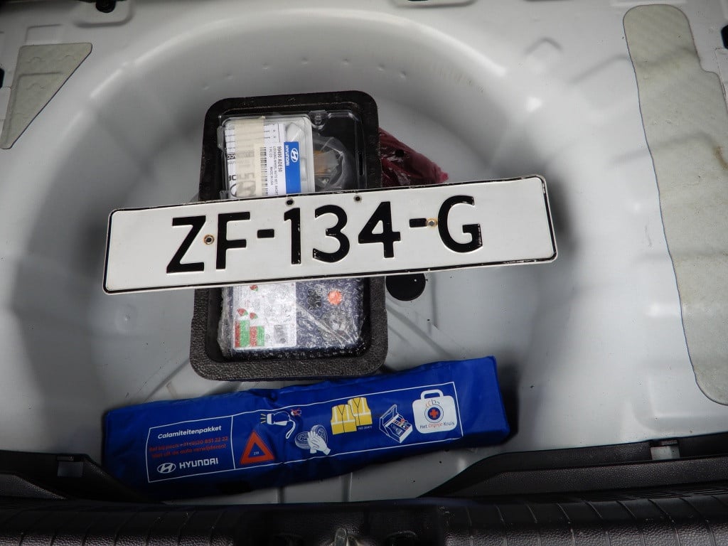 Hyundai I 20 1.0 t-gdi comfort | trekhaak | 1e eigenaar | nl auto