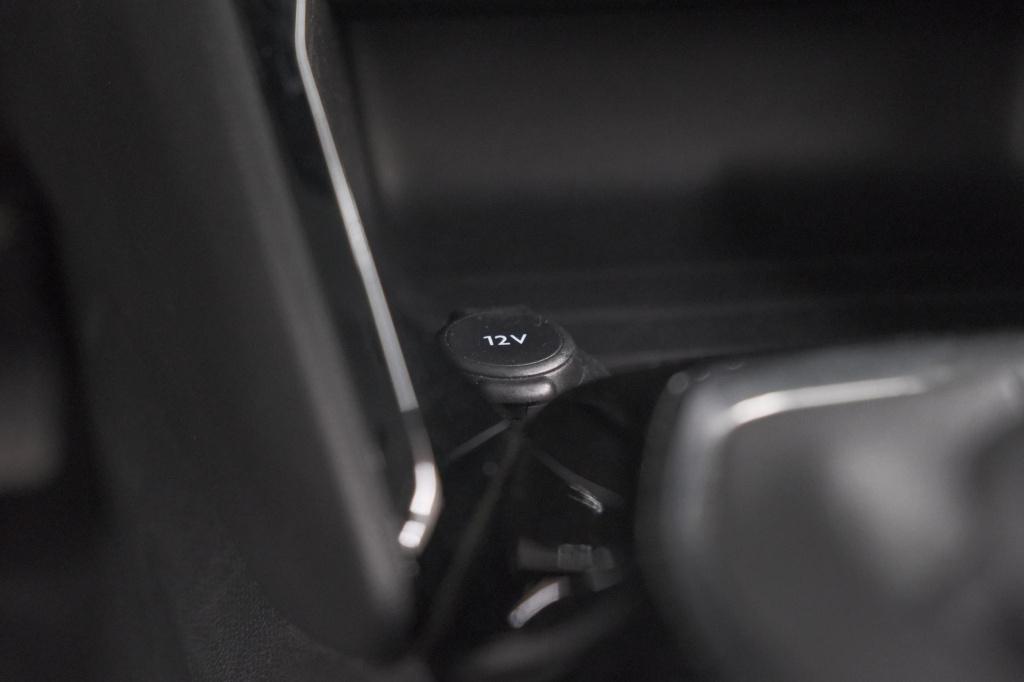 Peugeot 208 puretech 100 allure pack | parkeersensoren | apple carplay | st