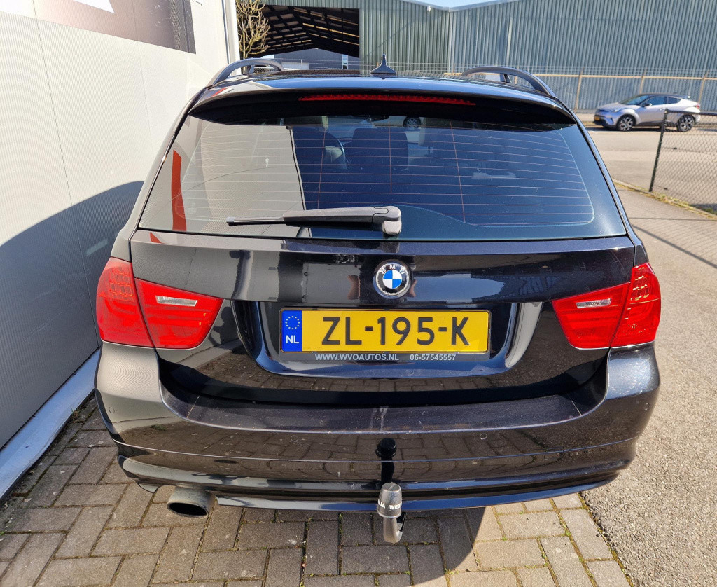 BMW 3-serie touring 320i business line style