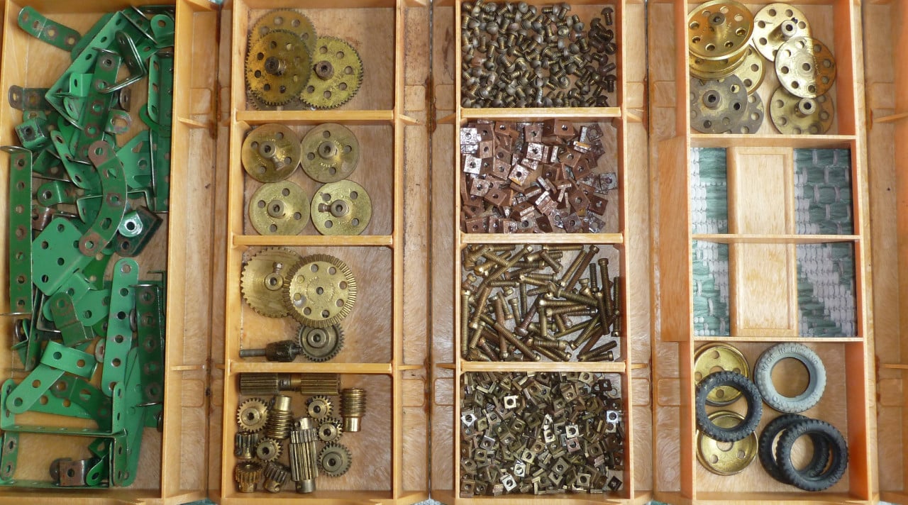 MECCANO