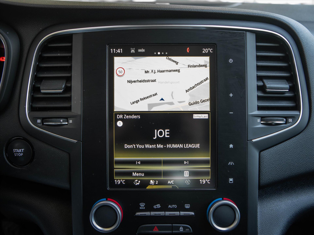 Renault Megane tce 130pk bose | navigatie | camera | park. sensoren | cruis