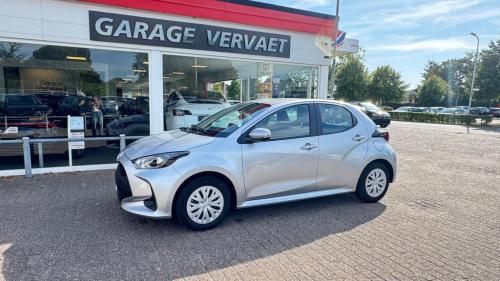 Toyota Yaris 1.5 hybrid 115 active
