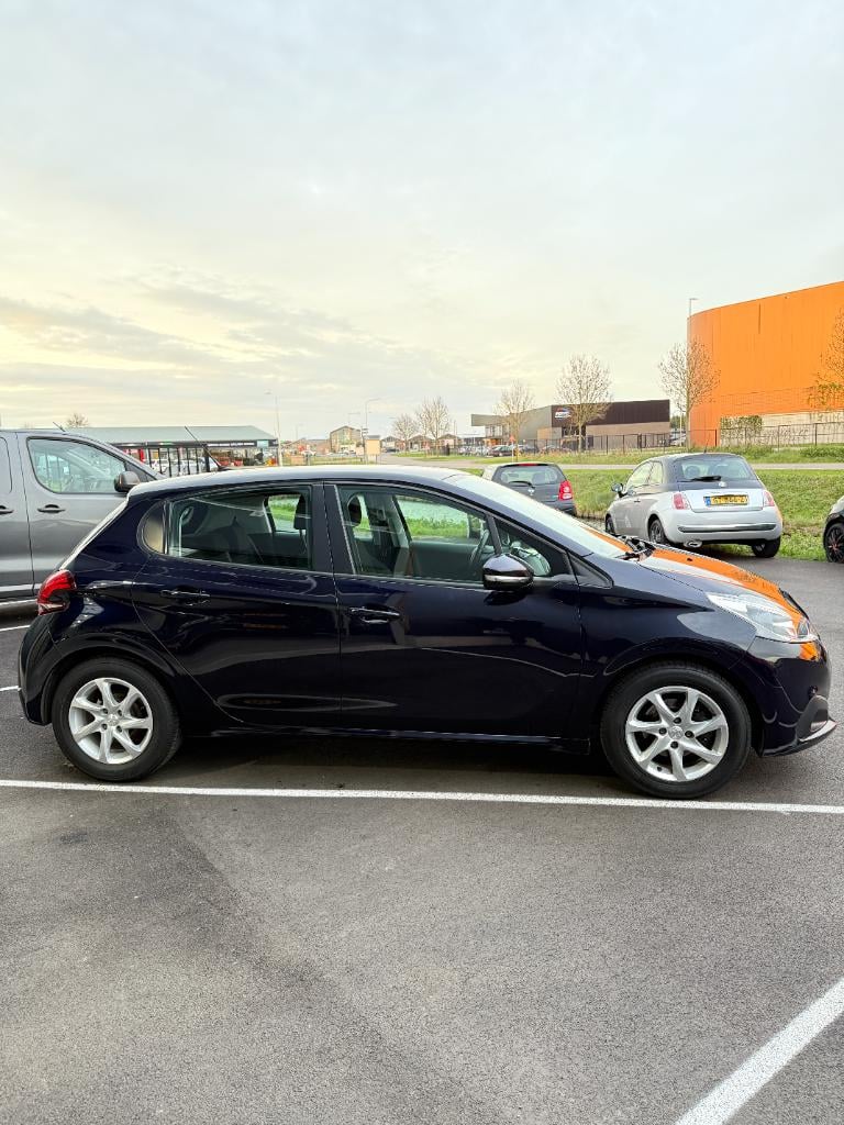 Peugeot 208 1.2 puretech - active