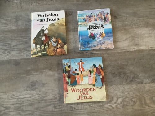 Kinderboeken: Verhalen/Woorden en het Leven van Jezus