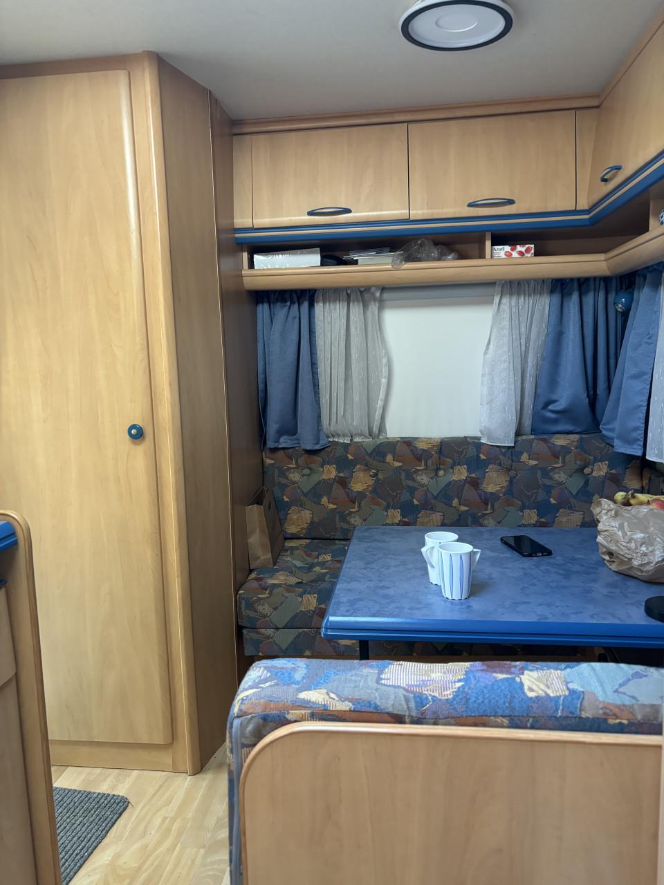 Te Koop: Caravan Hobby de Luxe