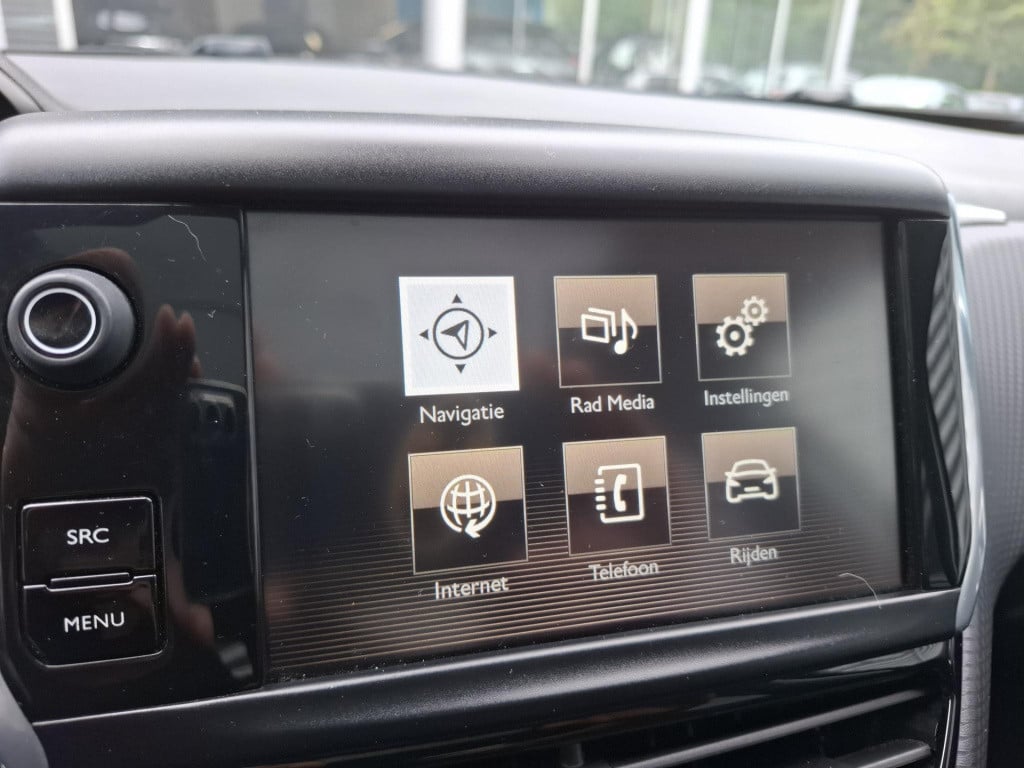 Peugeot 2008 suv 1.2 allure automaat pano/clima/trekhaak