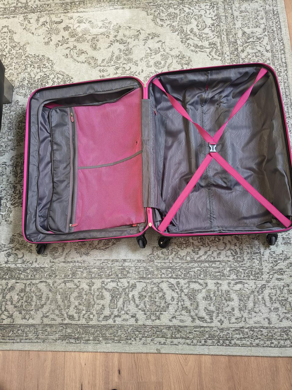 2 grote reiskoffers